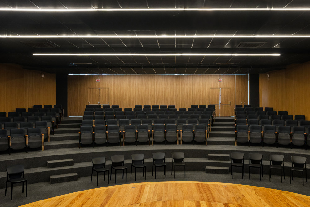 巴西集市科技园区简约设计诠释公共建筑美学-46