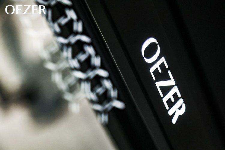 Oezer建筑,设计与竞赛聚合商展厅丨中国广州-3