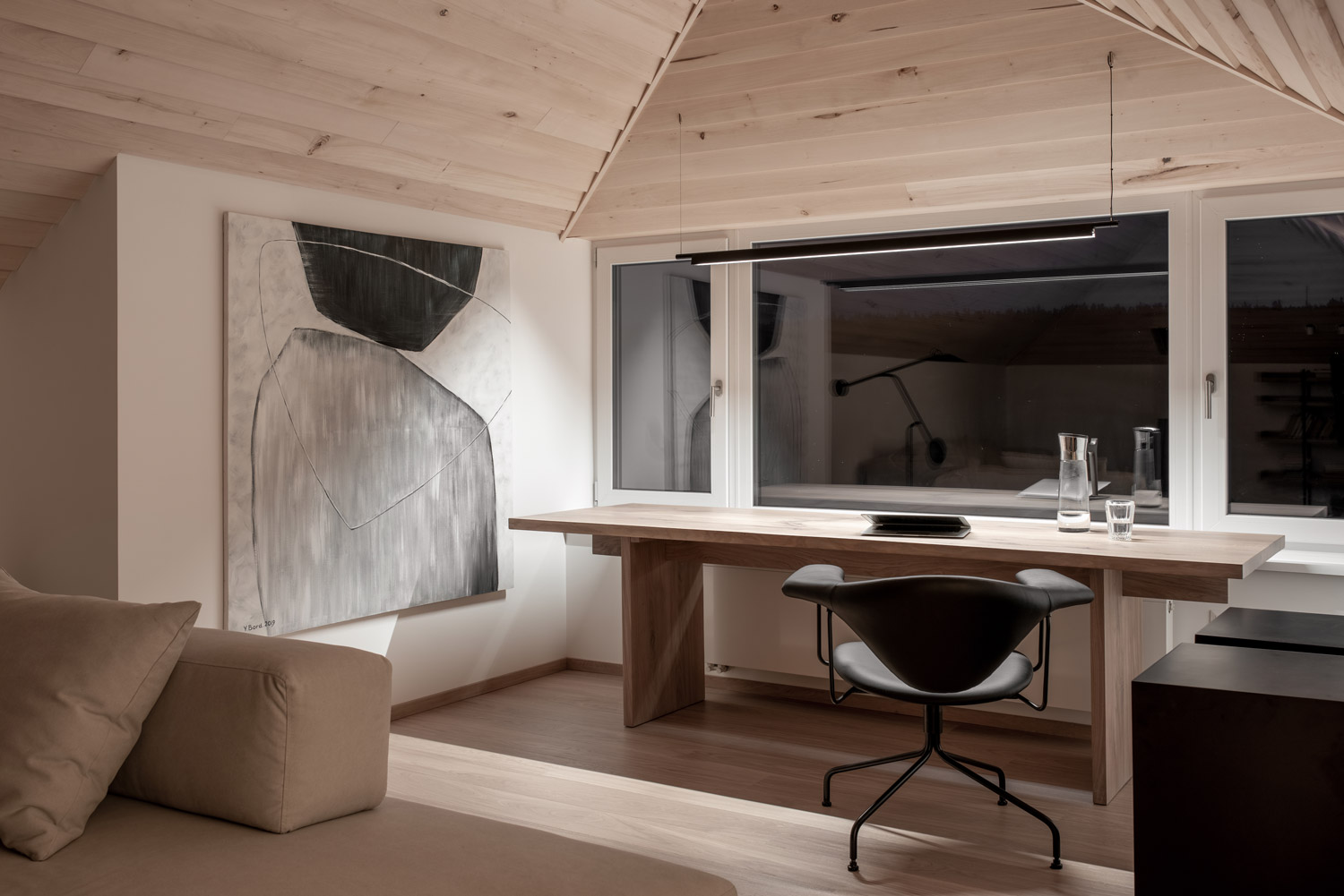 Under roof FORM Bureau-4