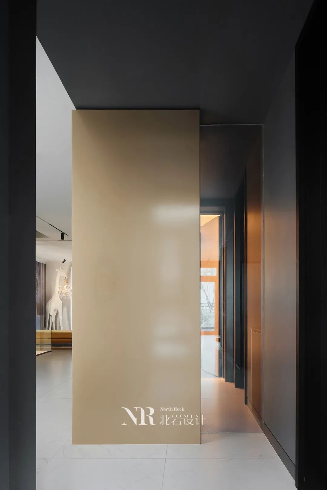 色彩斑斓的艺术之家 · 南京五矿九玺台丨中国南京丨北岩设计-26