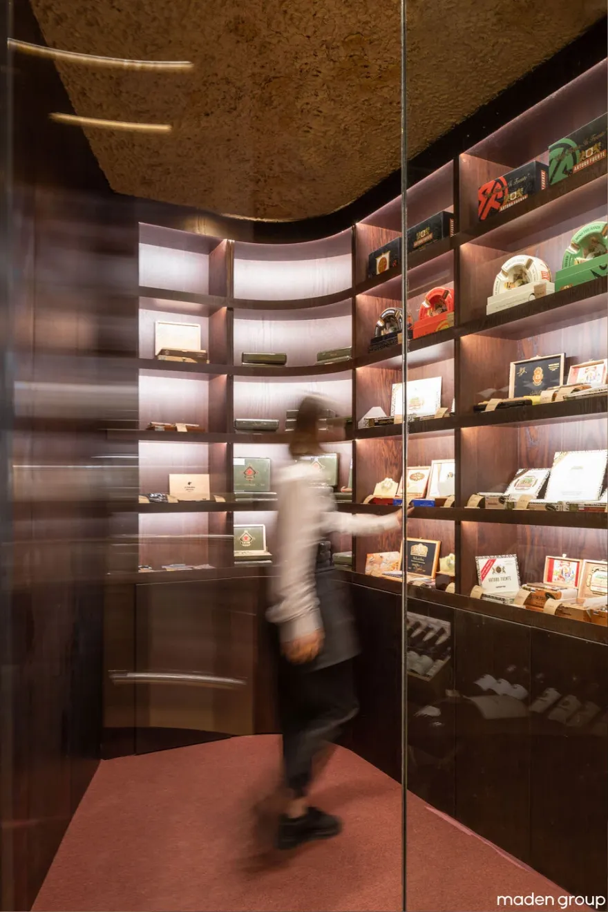 天狼星葡萄酒商店丨Maden Group-24