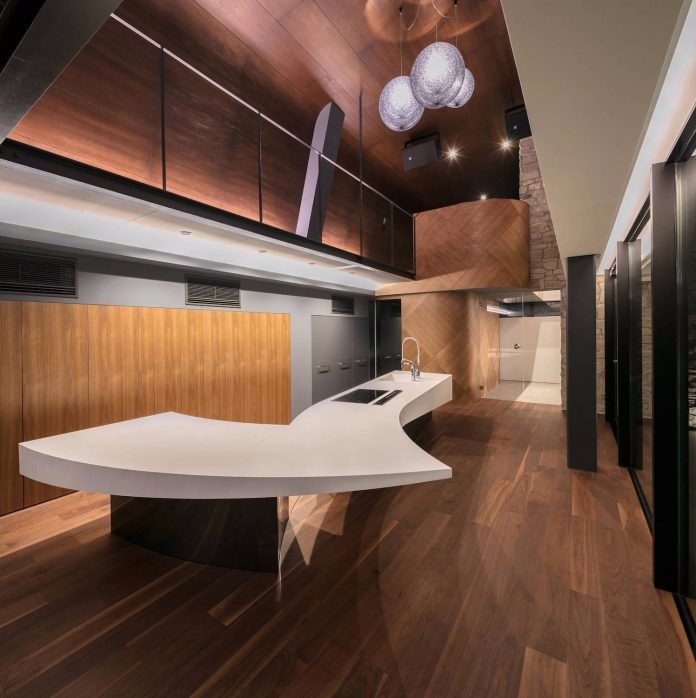 日本Ichiro Tanaka：隐藏在别墅内的游泳池-4