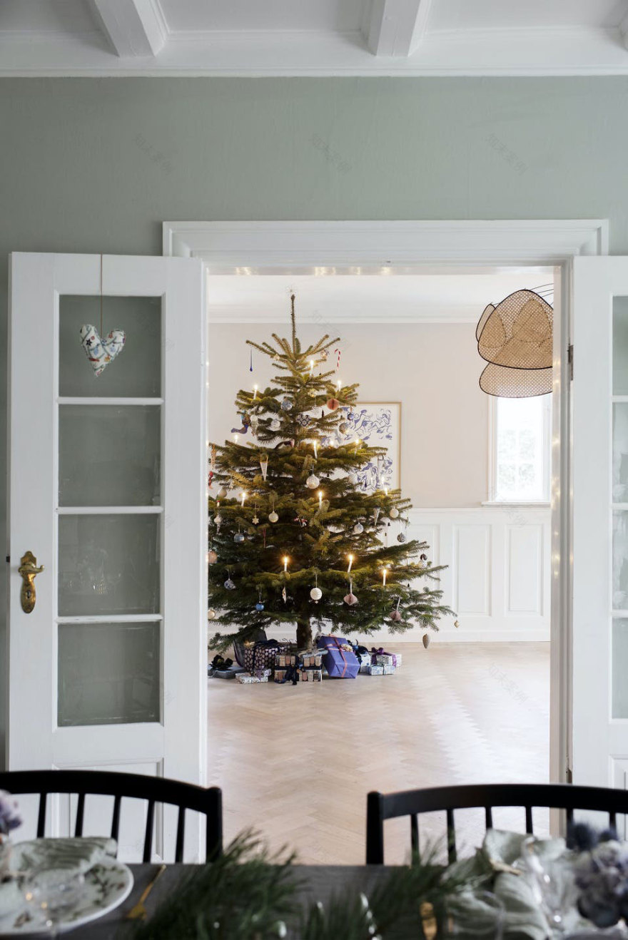 丹麦冬季节日温馨家居设计-7