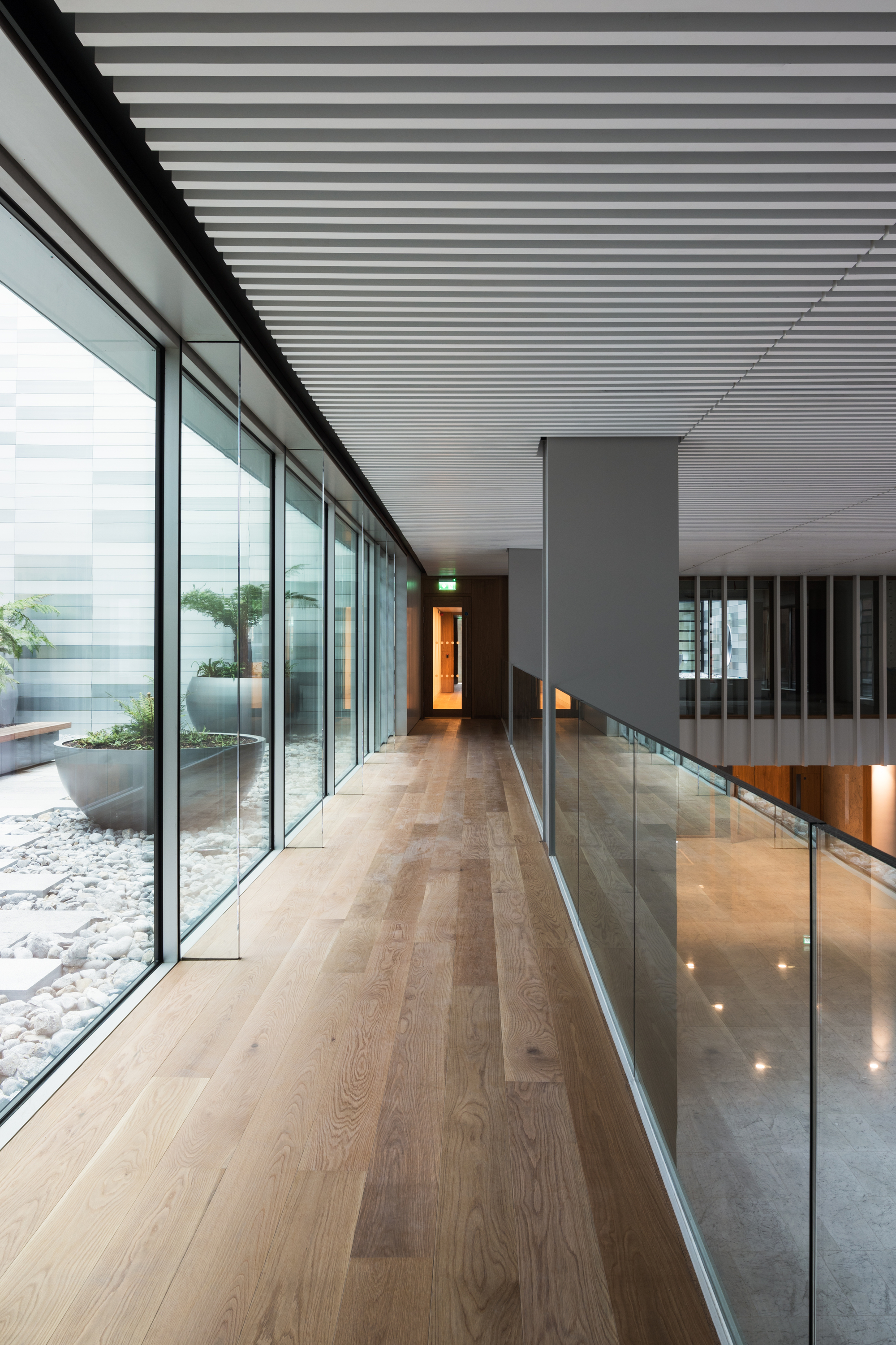 历史遗迹与绿色办公空间的完美融合-24