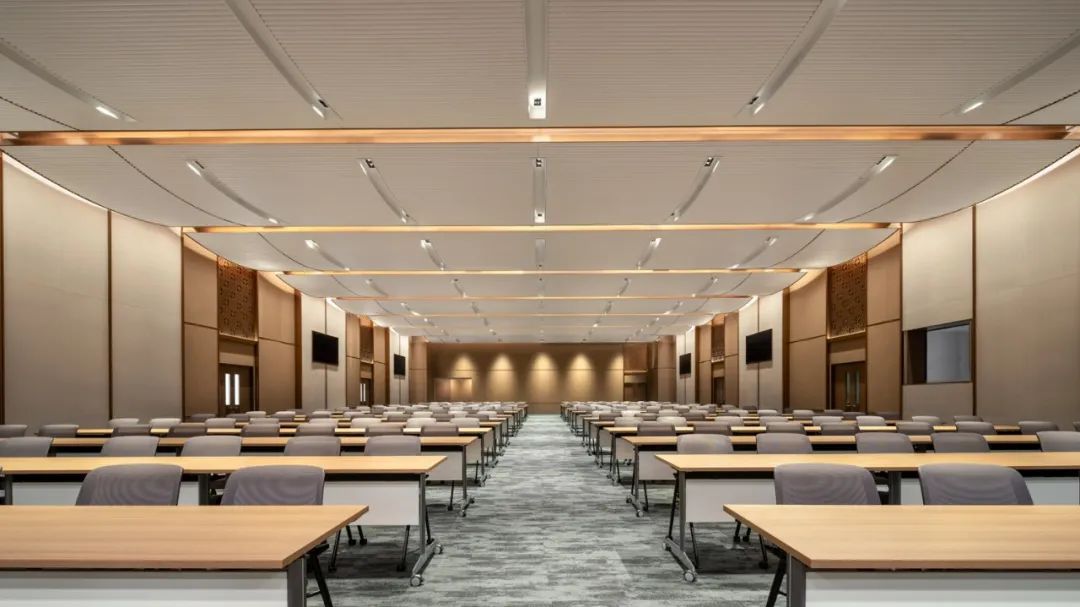 华兴银行广州分行总部大楼丨中国广州-26