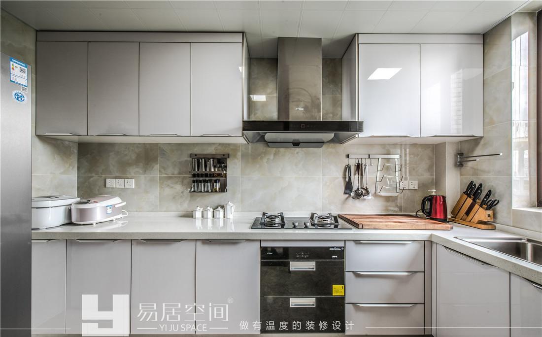 三代同堂新中式家居设计,古典与现代的完美融合-29