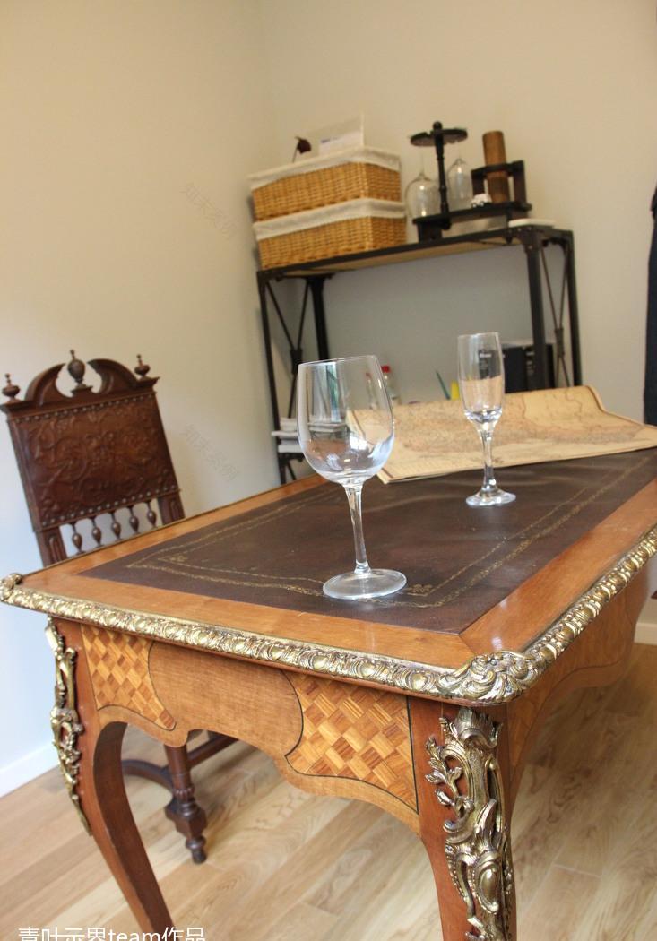 10 公分实木厚板床头柜,85 平米小户型大改造-39