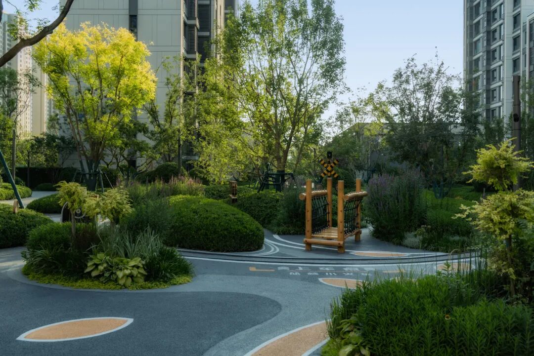 人文自然 拾光成长:天津中海金江里大区丨中国天津丨景观设计及施工图:里表都会,建筑:上海天华,室内:北京瑞视界-25