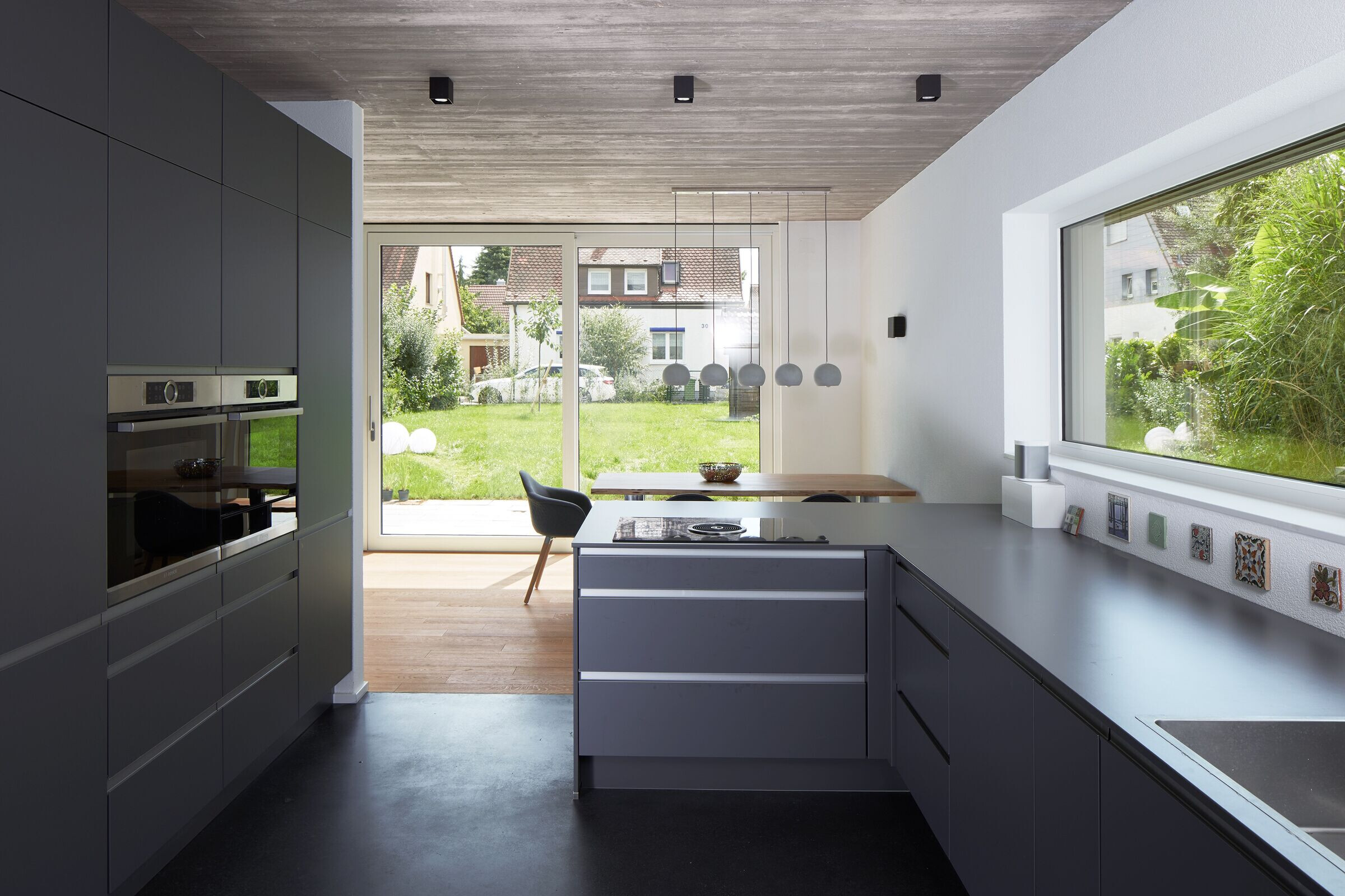 德国 Stuttgart 新锐私人住宅设计，精致简约融入老社区-18