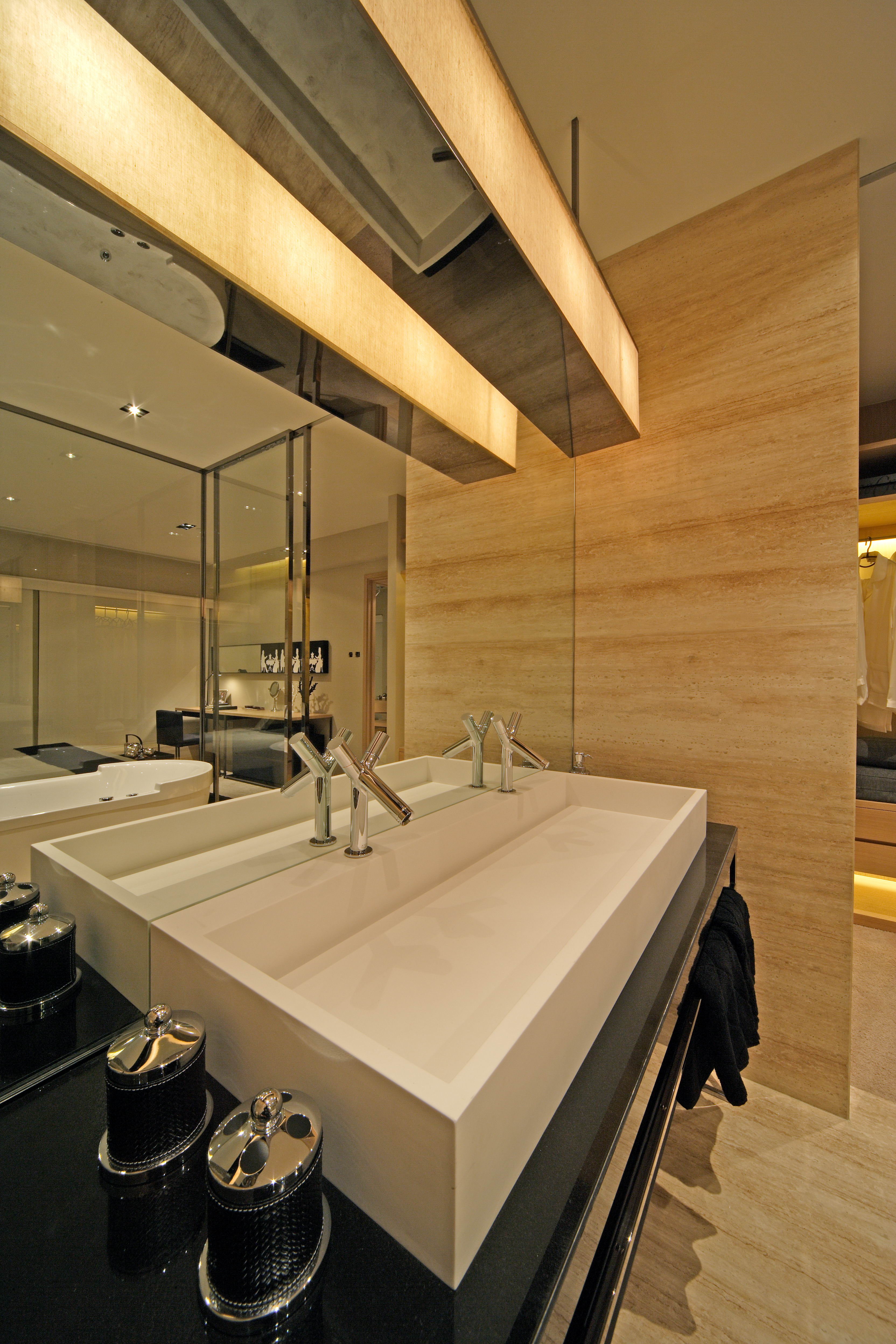 Centre Stage 梁志天-37