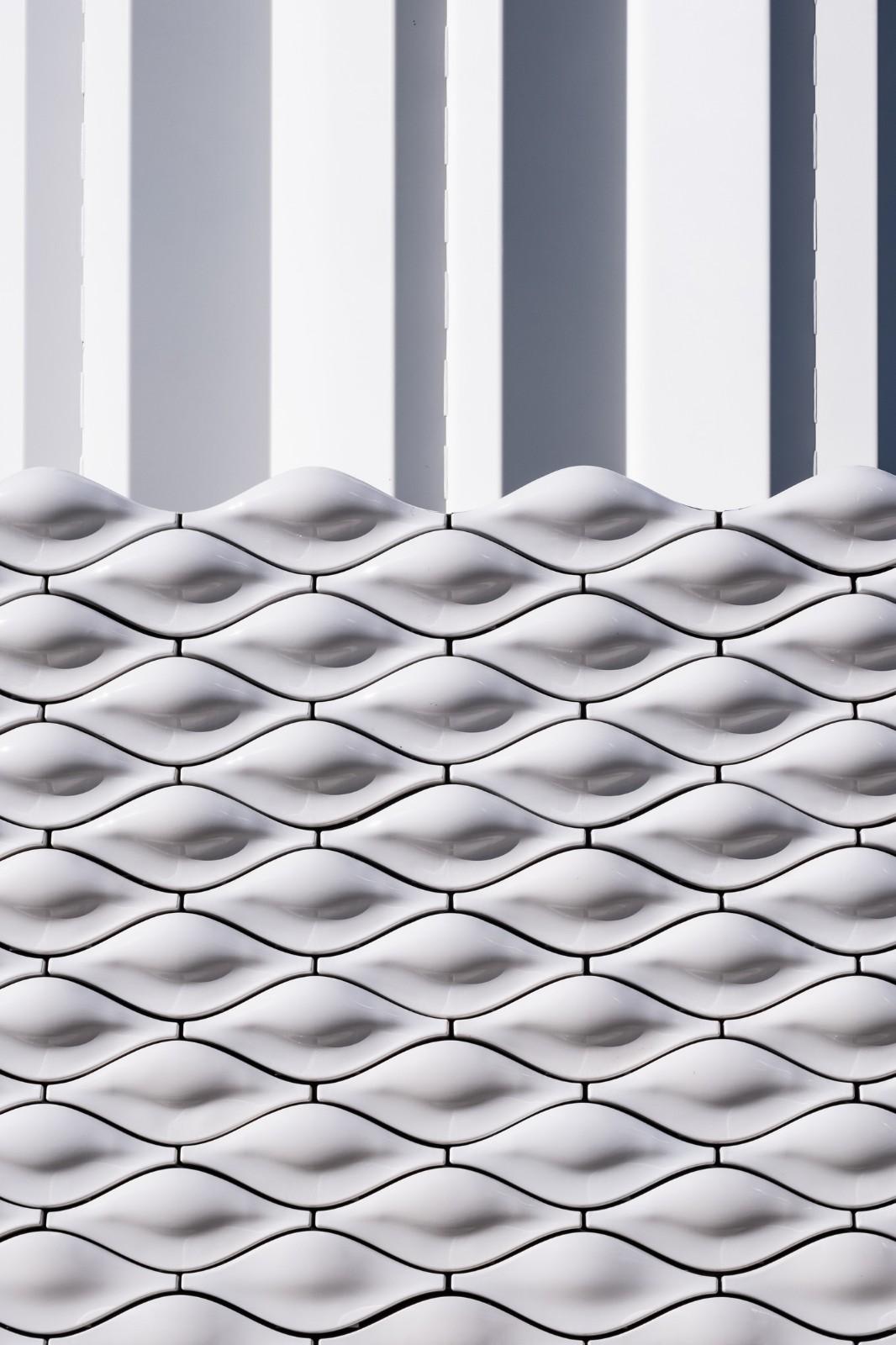 ‘壳层镂空’光之塔与能量之墙丨英国曼彻斯特丨Tonkin Liu-23