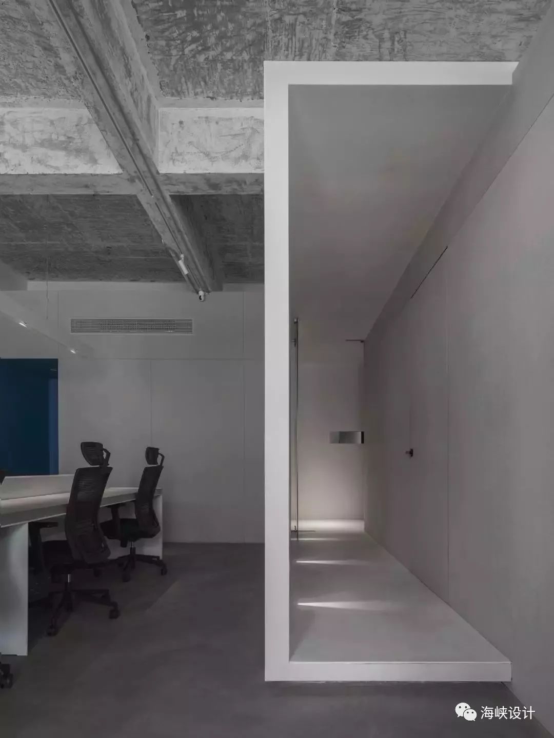 福州己盒概念办公室 | 极简与功能的完美融合-15