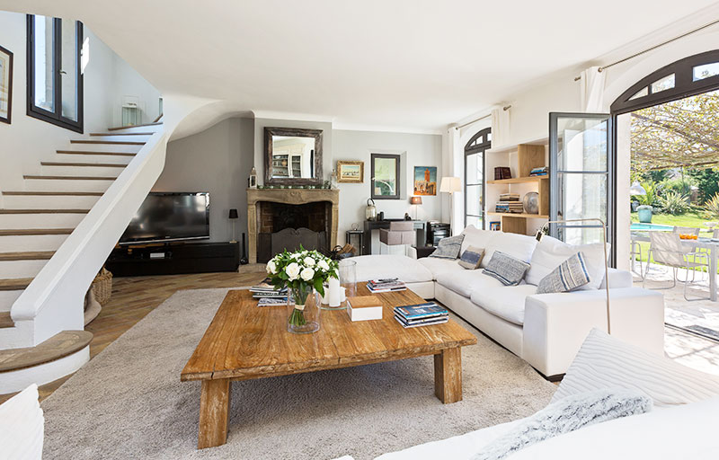 圣特罗佩斯普罗旺斯风格豪华别墅-5