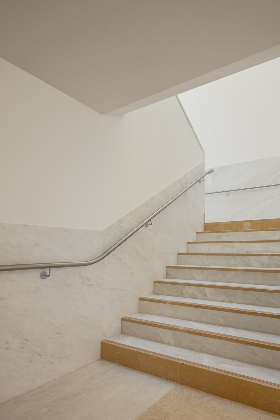 Saint-Jacques-de-la-Lande教堂,法国雷恩 / Álvaro Siza Vieira-185