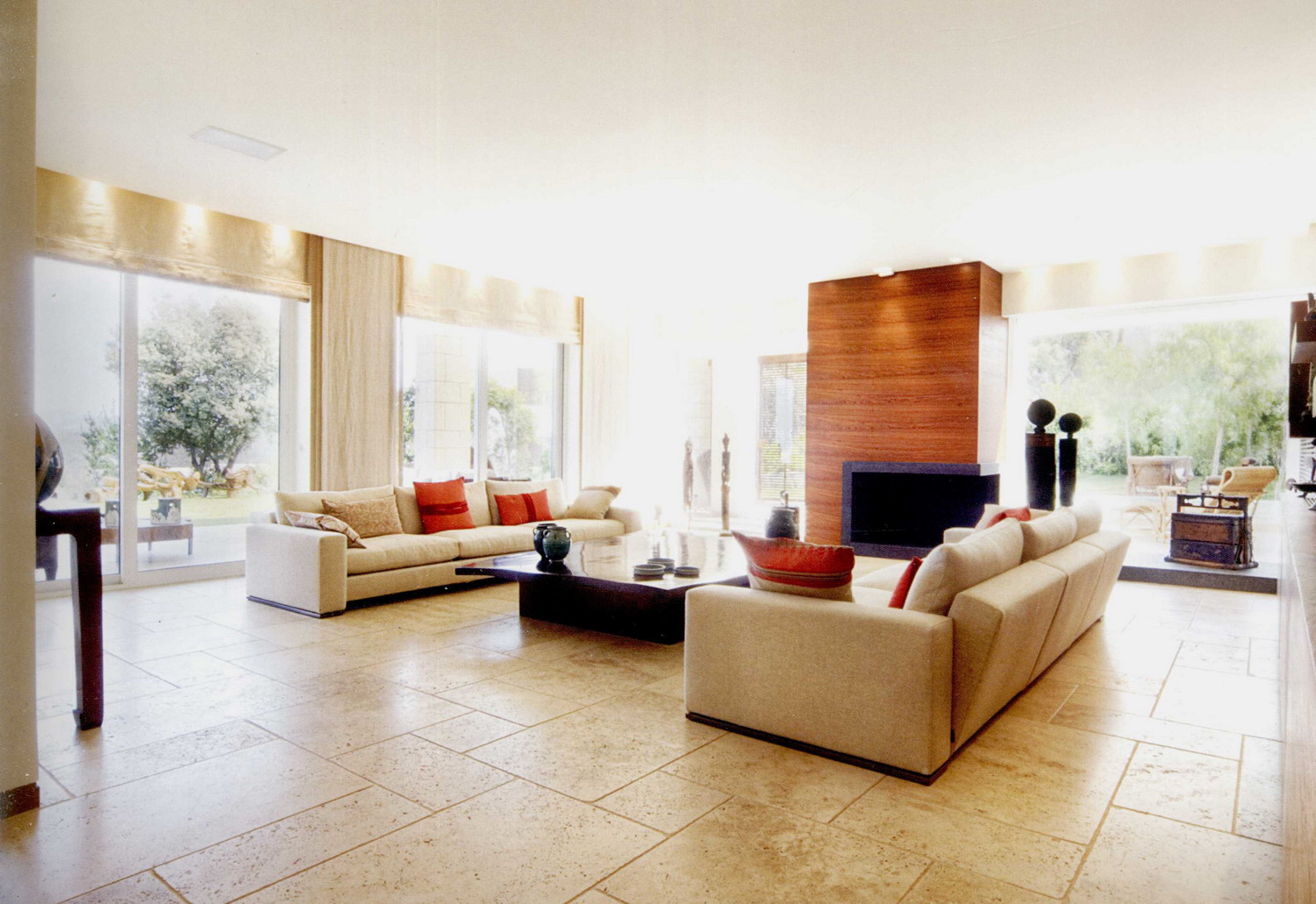 临海住宅，简约风格营造开阔空间-5