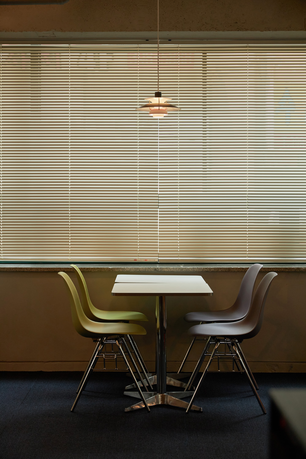 木质感卧室设计，打造温馨舒适空间-21