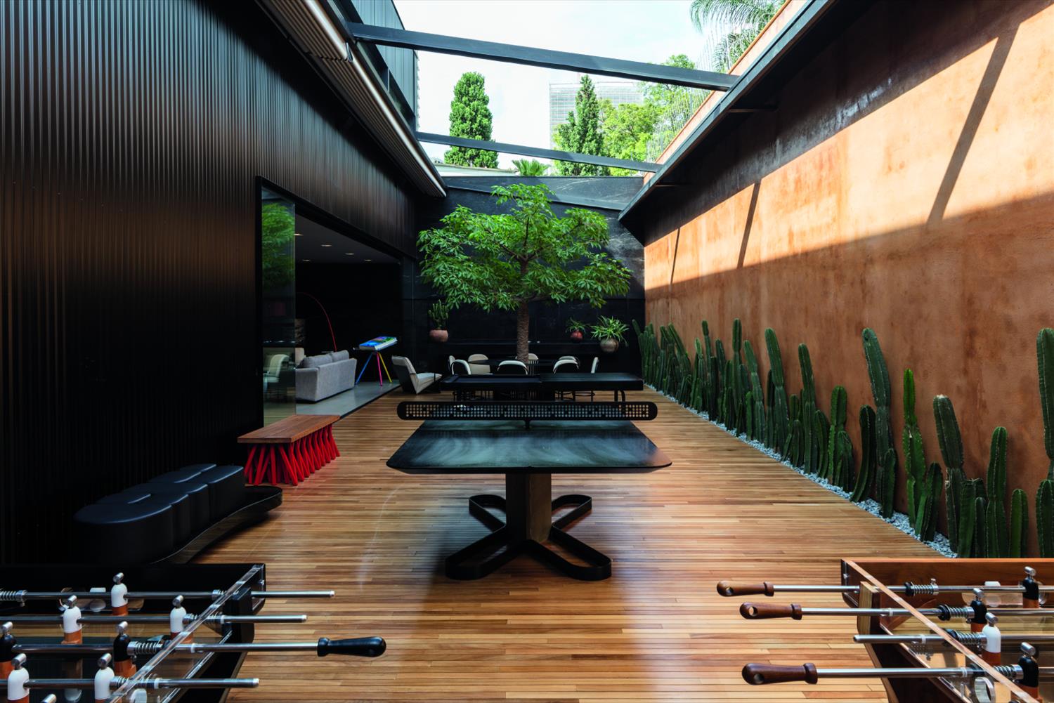 巴西 Mula Preta 商业展示厅-8