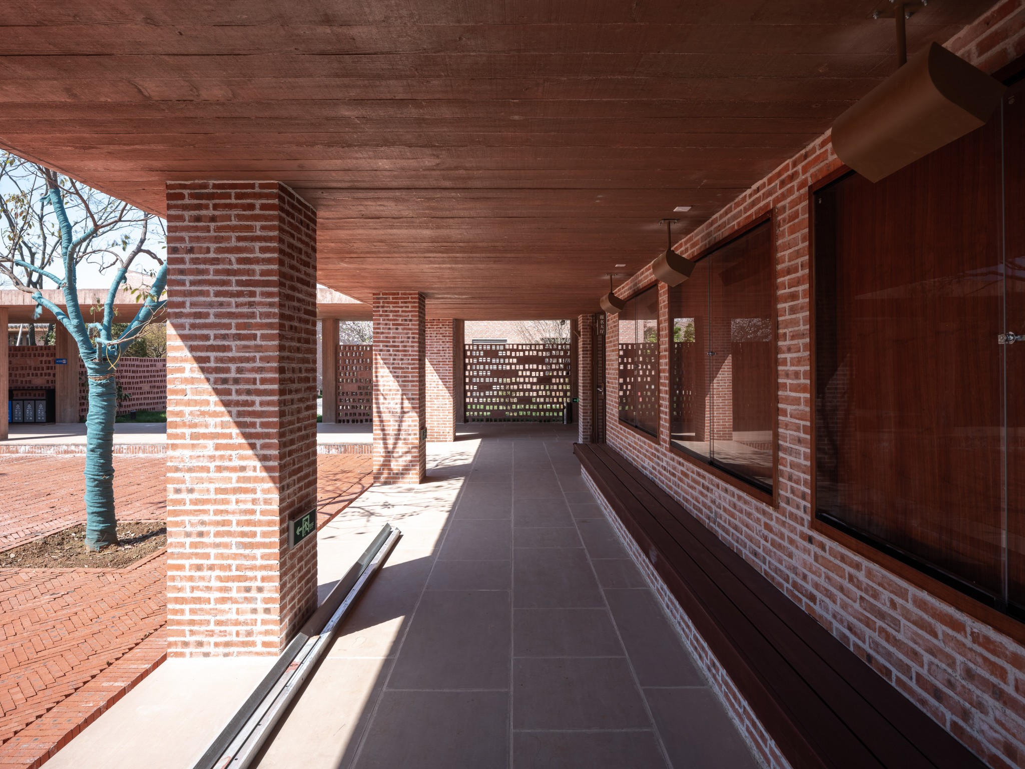 丁蜀成校丨中国江苏丨亘建筑事务所（genarchitects）-19