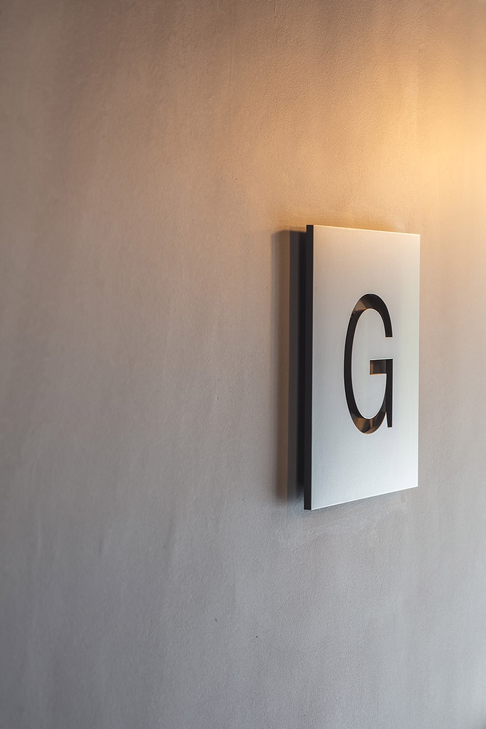 伦敦旧仓库建筑翻新变身开放式办公室-47