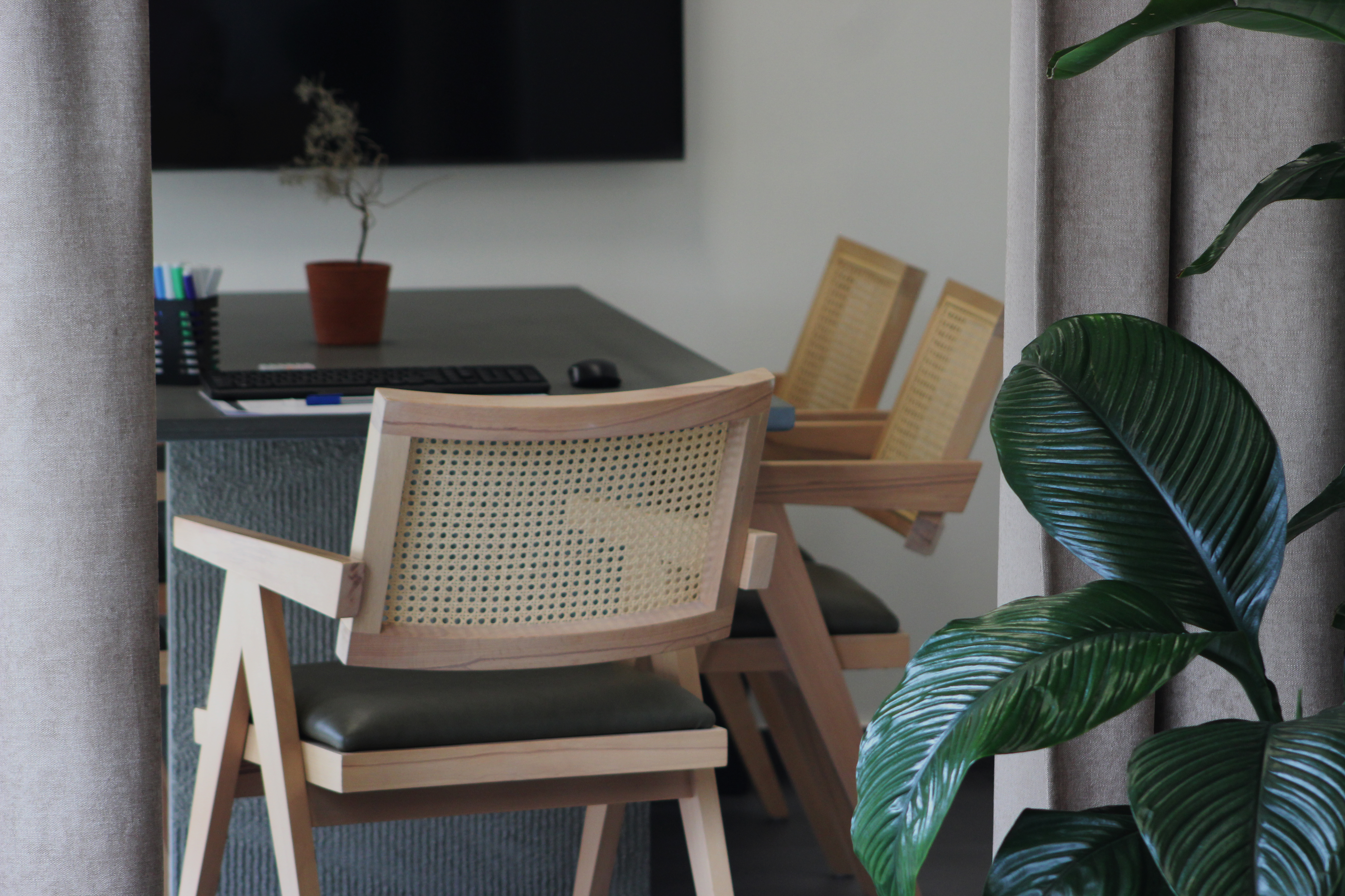 byrid 办公室丨阿尔巴尼亚地拉那丨Ridi Milo-10