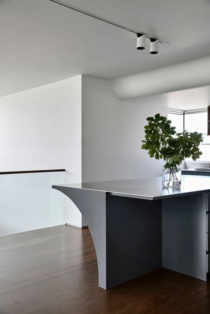 澳大利亚阳光泳池家园，多代同堂的终身住宅-11