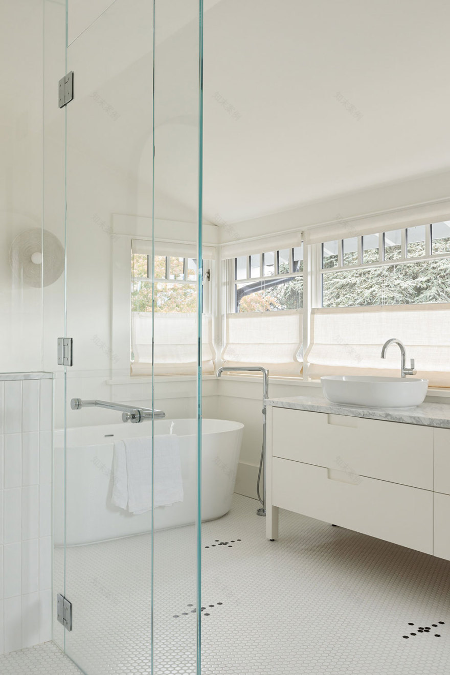 加拿大温馨舒适的小屋设计-12