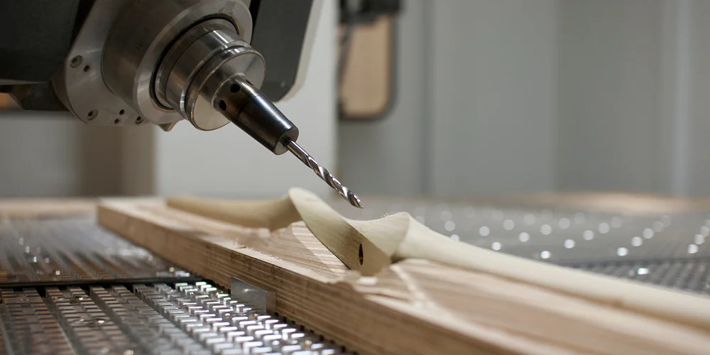 庞戈衣帽架

注：Pongo如果是特定名称，可能有专门的译法，若这里它是普通词汇，庞戈是常见音译；Coatrack意为衣帽架  丨Brandon Clifford + Wes McGee-1