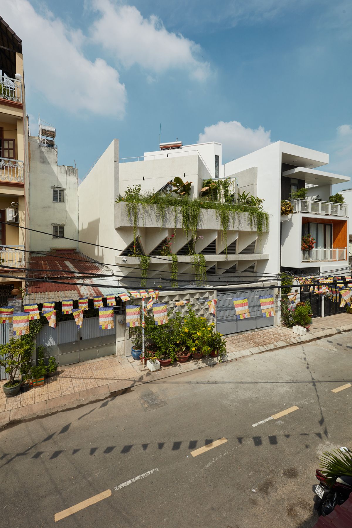 空间魔法师 · 新旧融合的越南特色住宅设计-22