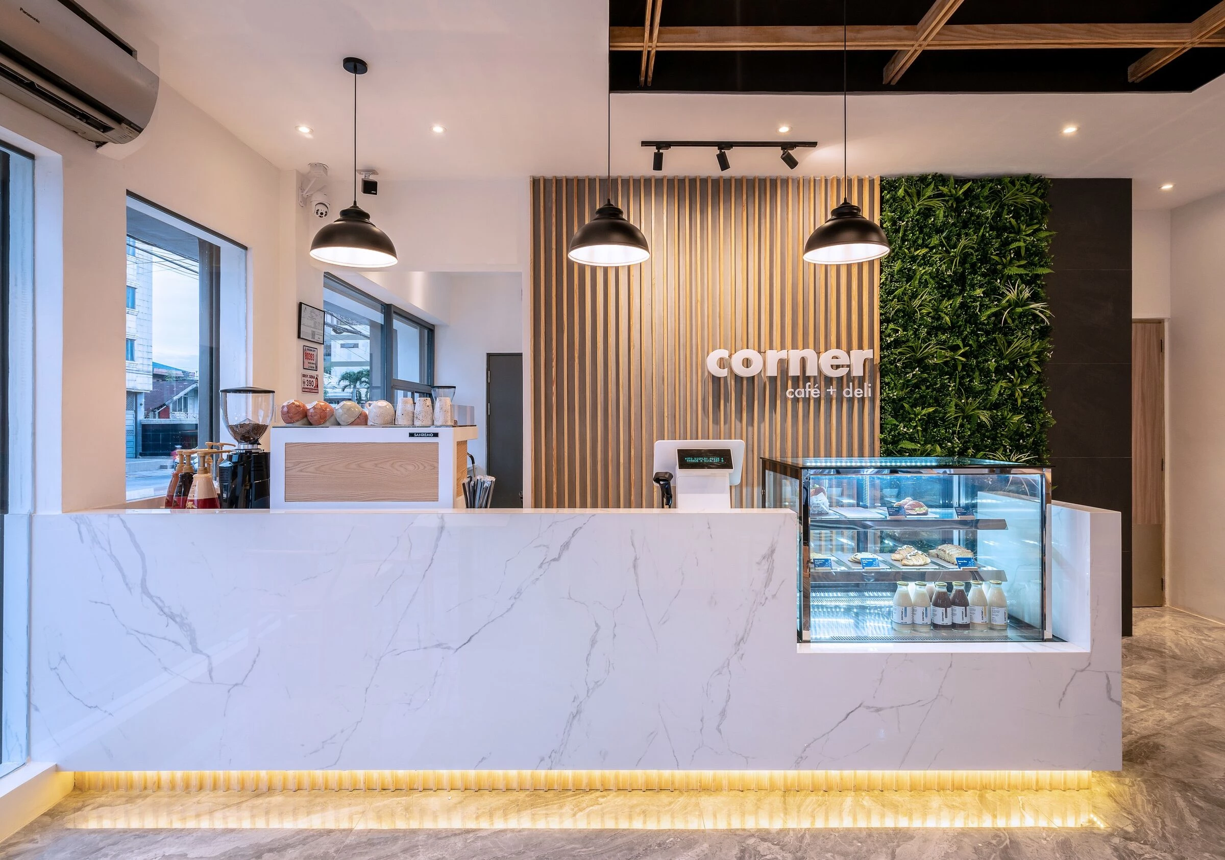 街角咖啡馆兼熟食店丨菲律宾马尼拉丨Sim Ateliers-7