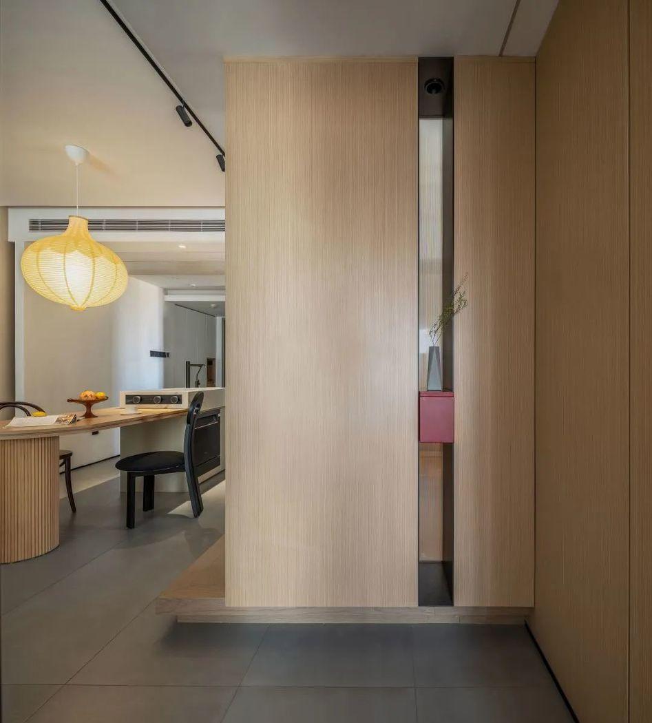 休憩闲巢 · 和煦暖宅的现代设计魅力-17