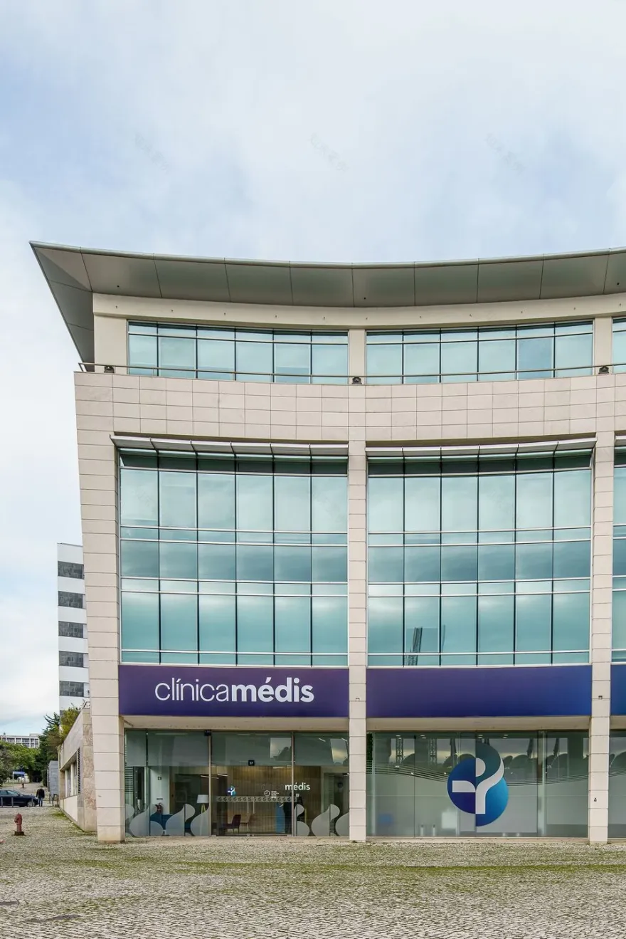 Nations 公园牙科诊所丨葡萄牙里斯本丨Sabrab Sa-17