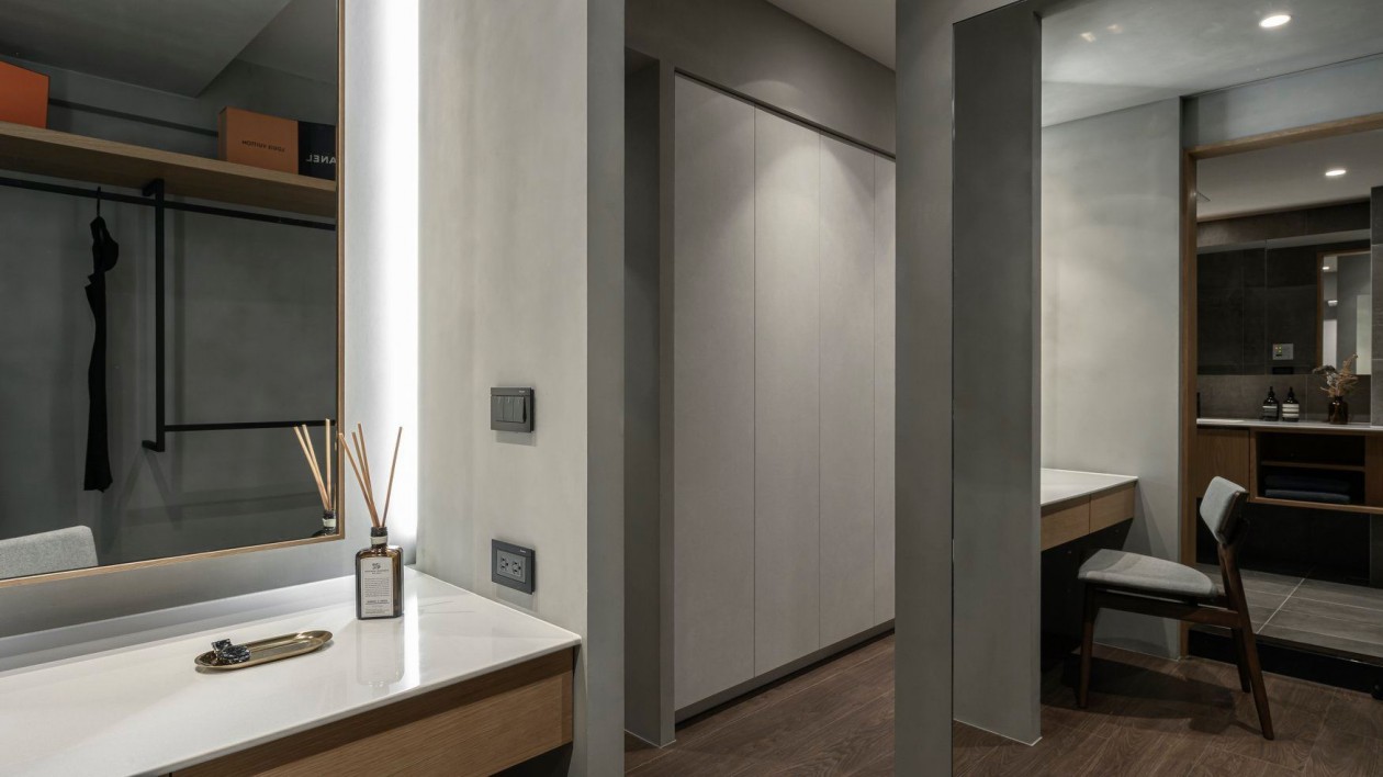 信义区 42 年旧屋翻新，极简设计与温暖家居的完美融合-31