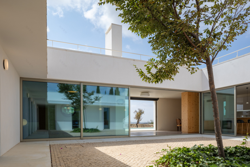 四合院丨葡萄牙丨cal30.arquitectos-40