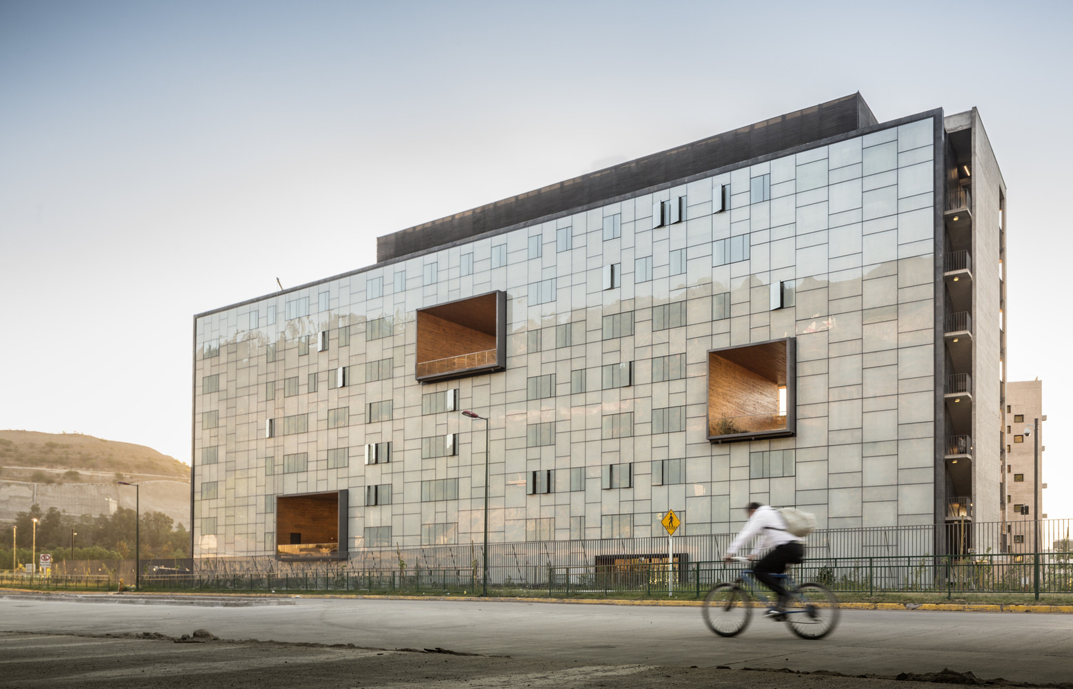 School of Economics and Business Diego Portales University  Rafael Hevia + Rodrigo Duque Motta + Gabriela Manzi-68