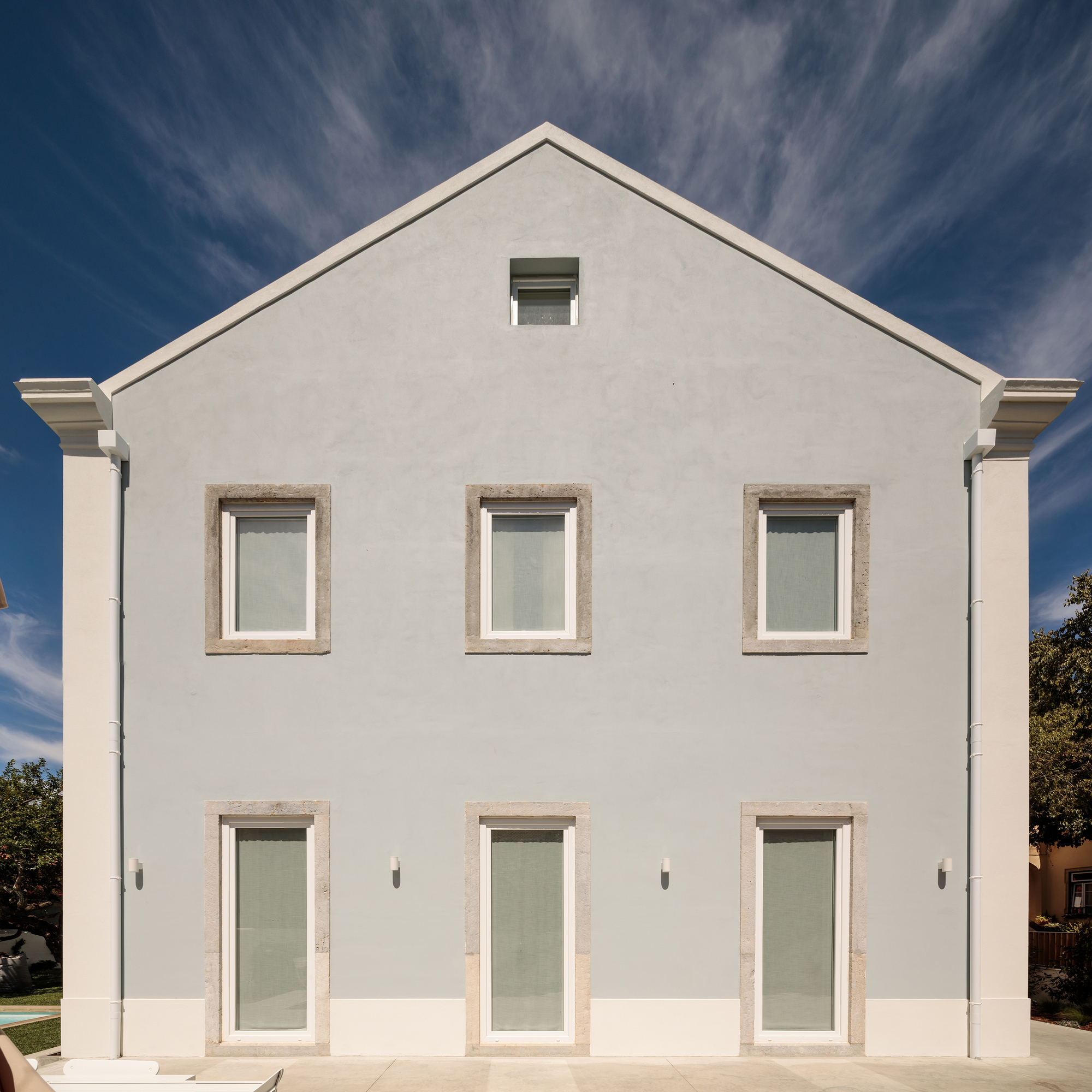 葡萄牙别墅翻新设计-12