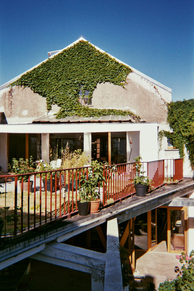 布鲁塞尔工业建筑改造住宅及陶瓷工作室丨比利时丨AgwA,Evelia Macal-54