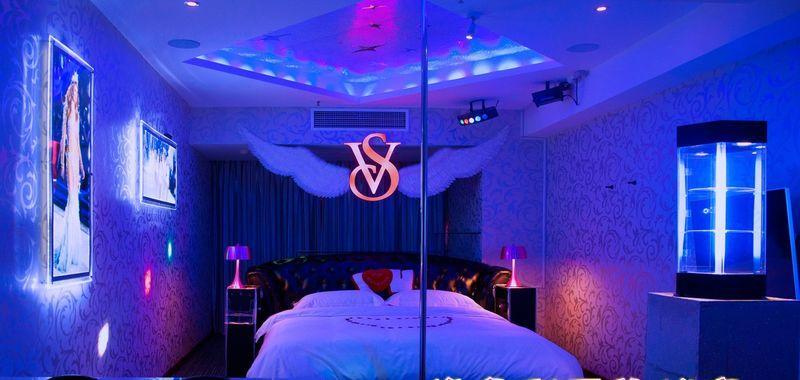 贝艾情侣主题酒店-7