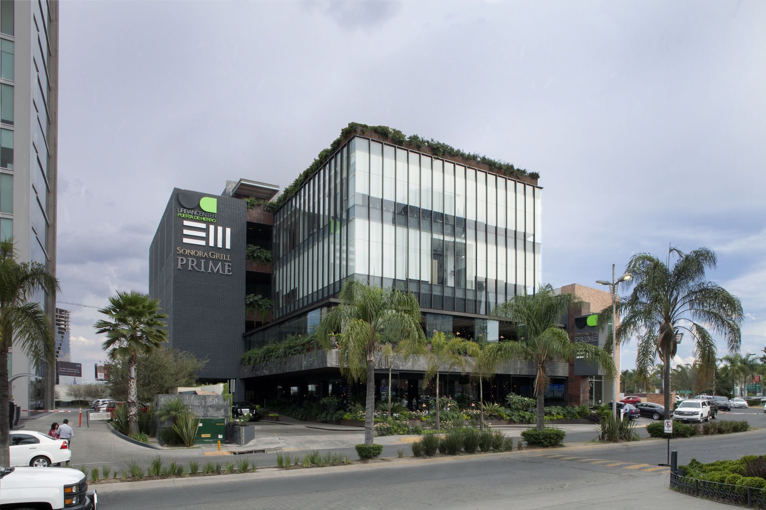 urban centar puerta de hierro-12