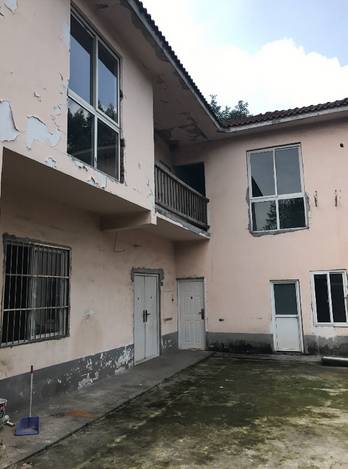 Color Case/90后帅小伙儿仅花3千爆改出租屋后-44