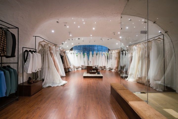 越南胡志明市婚庆大楼·曲线立面与室内星空设计-41