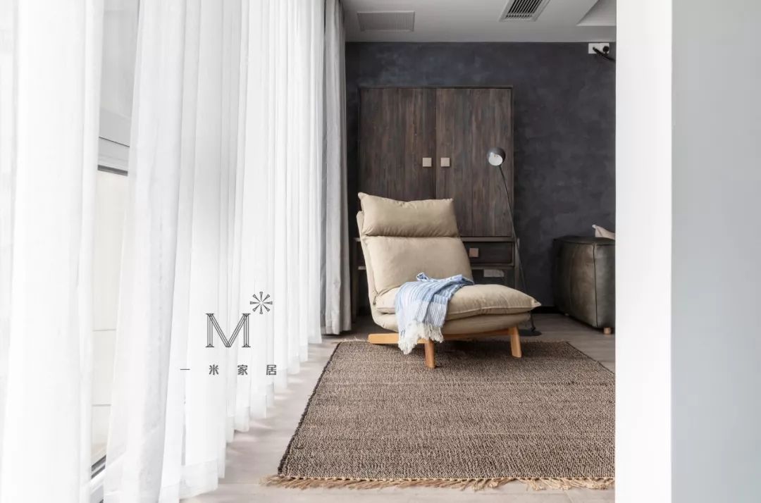 125㎡现代 Loft 风家居，实现情绪自由的空间美学-23