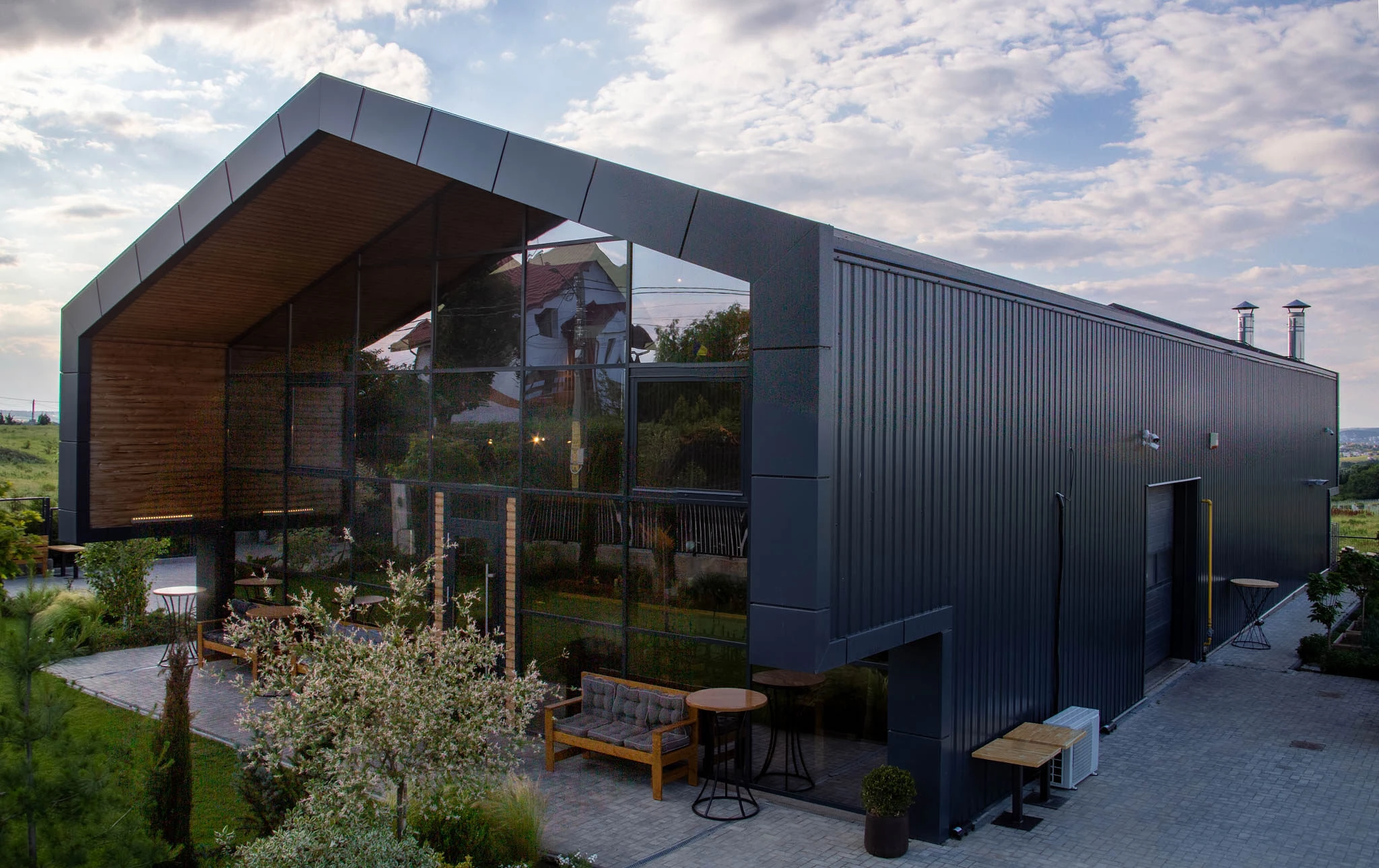 肉类概念店丨罗马尼亚雅西丨BIROU DE ARHITECTURA NEO PROIECT-12