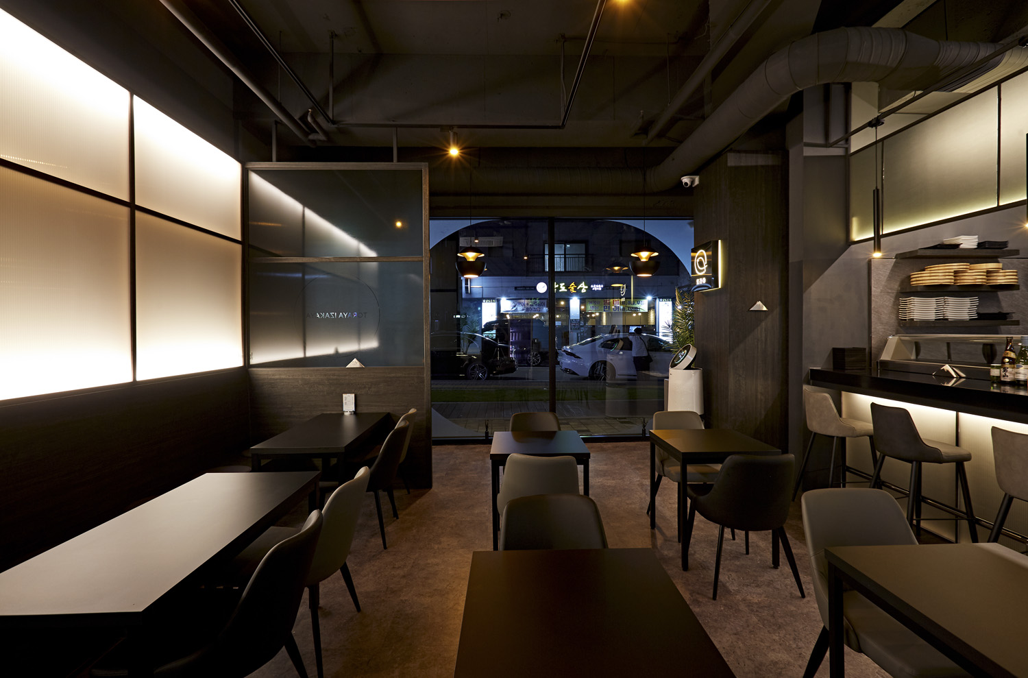 简约氛围的 16 坪韩式餐厅设计-7