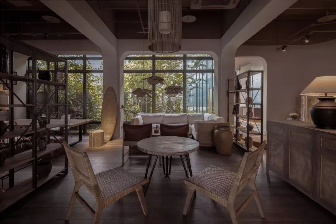 心越咖啡 | 城市庇护所的浪漫探索-43