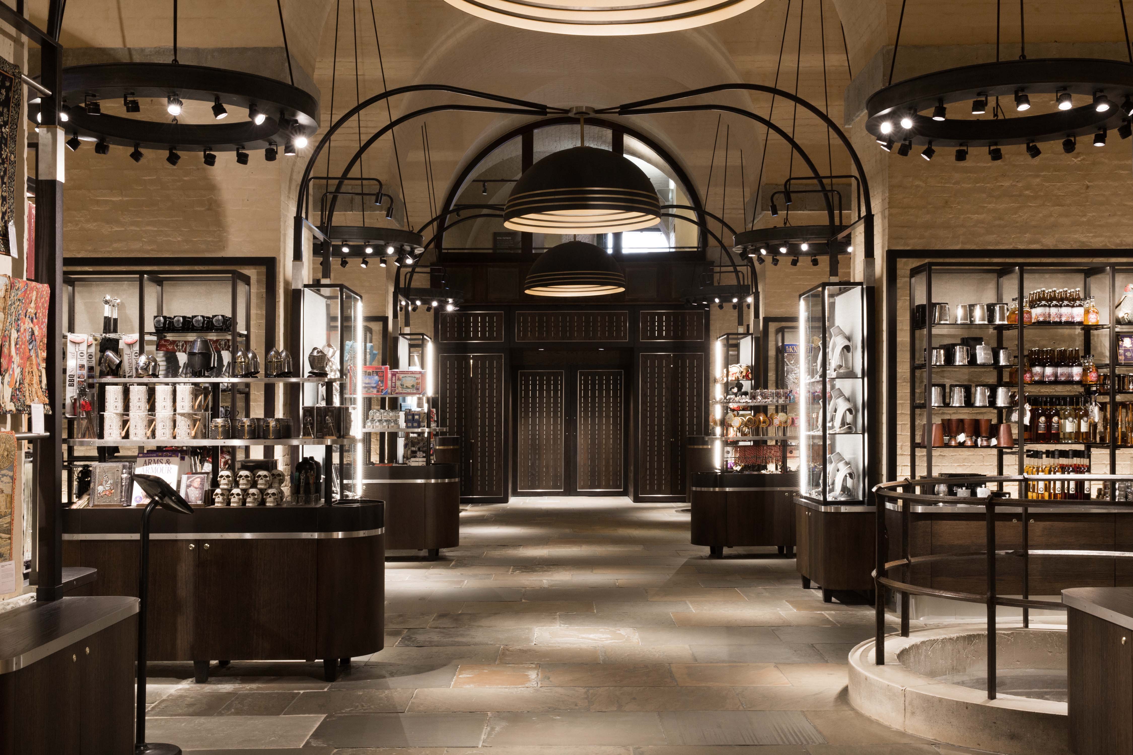 the white tower gift shop the tower of london-13