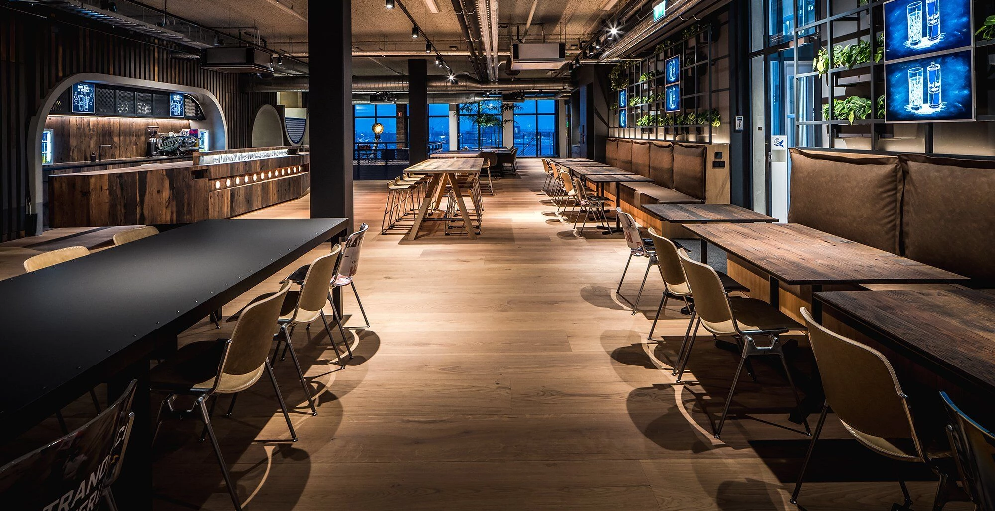 红牛阿姆斯特丹办公室-15