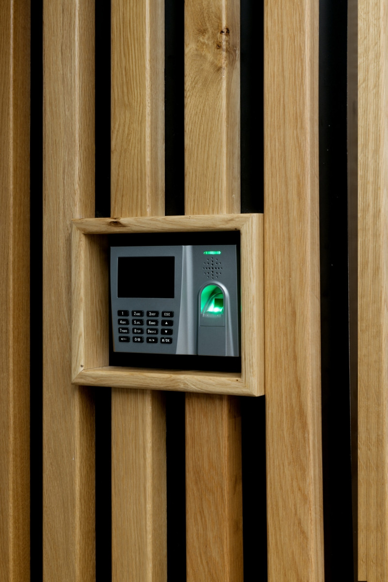 以色列 KESH 保险公司 Azur 总部，现代简约与空间利用的完美结合-21