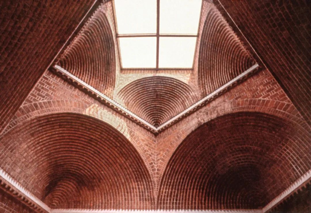 砖的诗意 | 墨西哥建筑大师 Carlos Mijares Bracho 的虚实空间-6