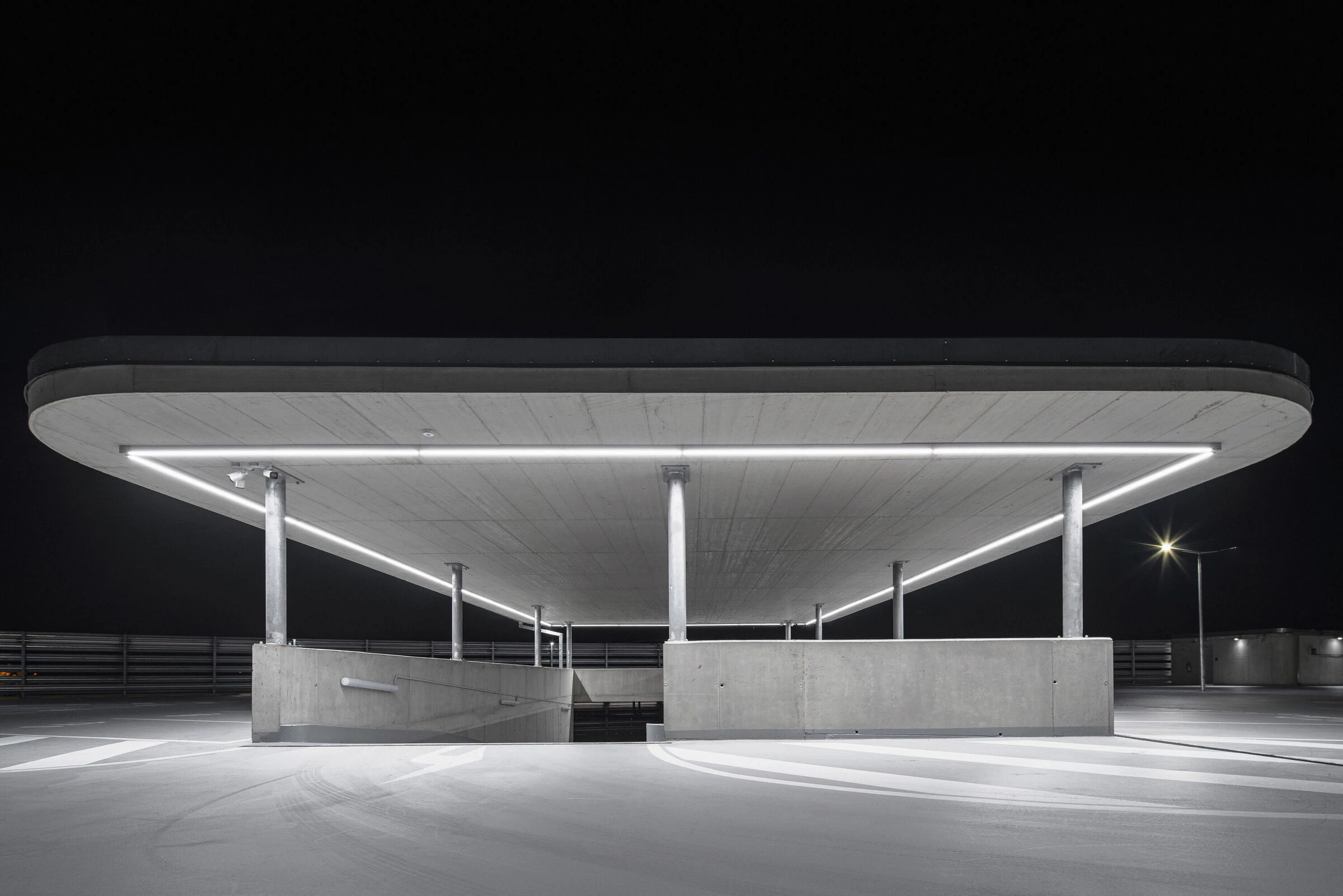 Dolni Brezany 停车场丨Fránek Architects-6