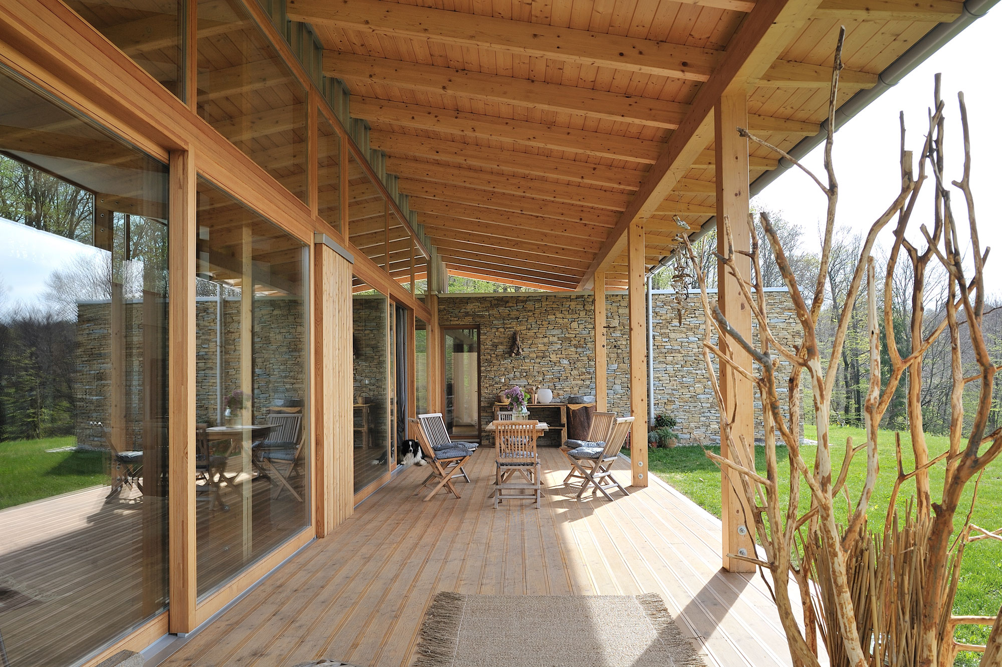 森林边缘的梦幻家园-12